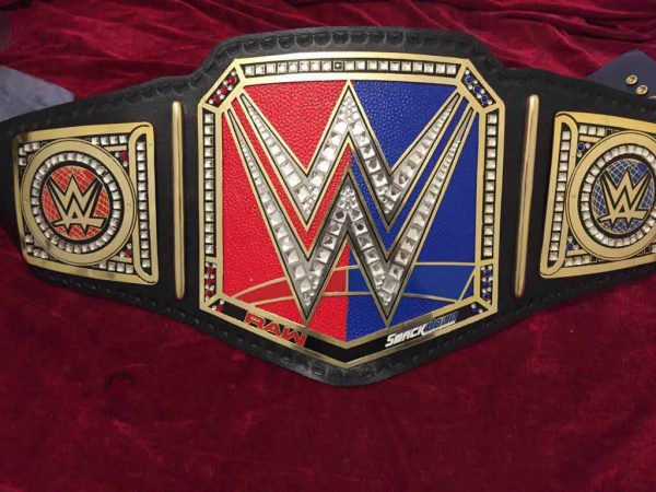 WWE Raw vs Smackdown Championship Belt